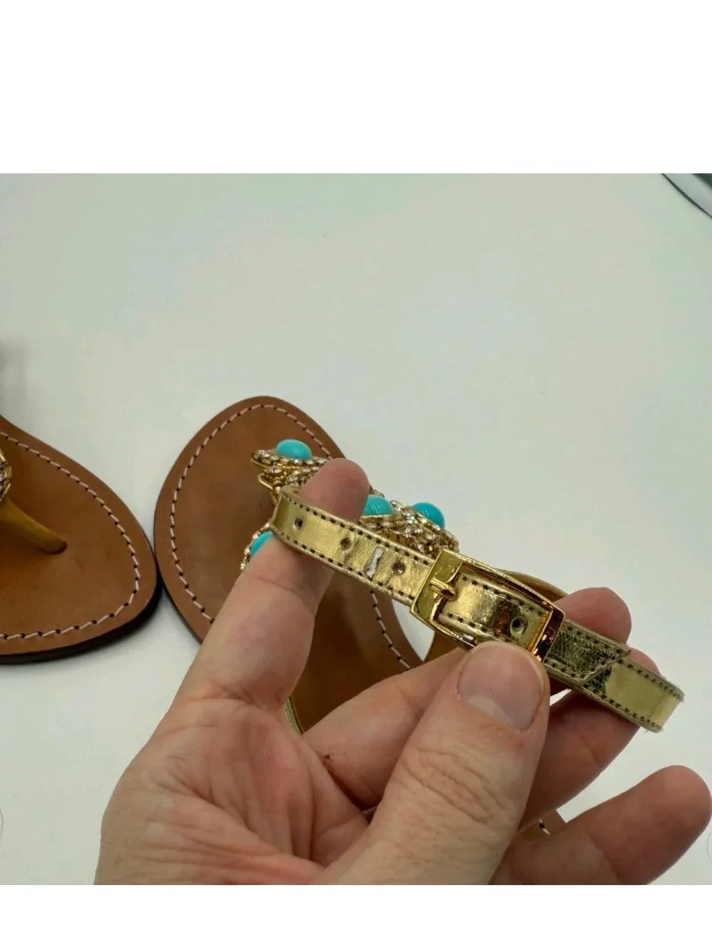 Mystique sandals faux turquoise size 6 gold leather jeweled